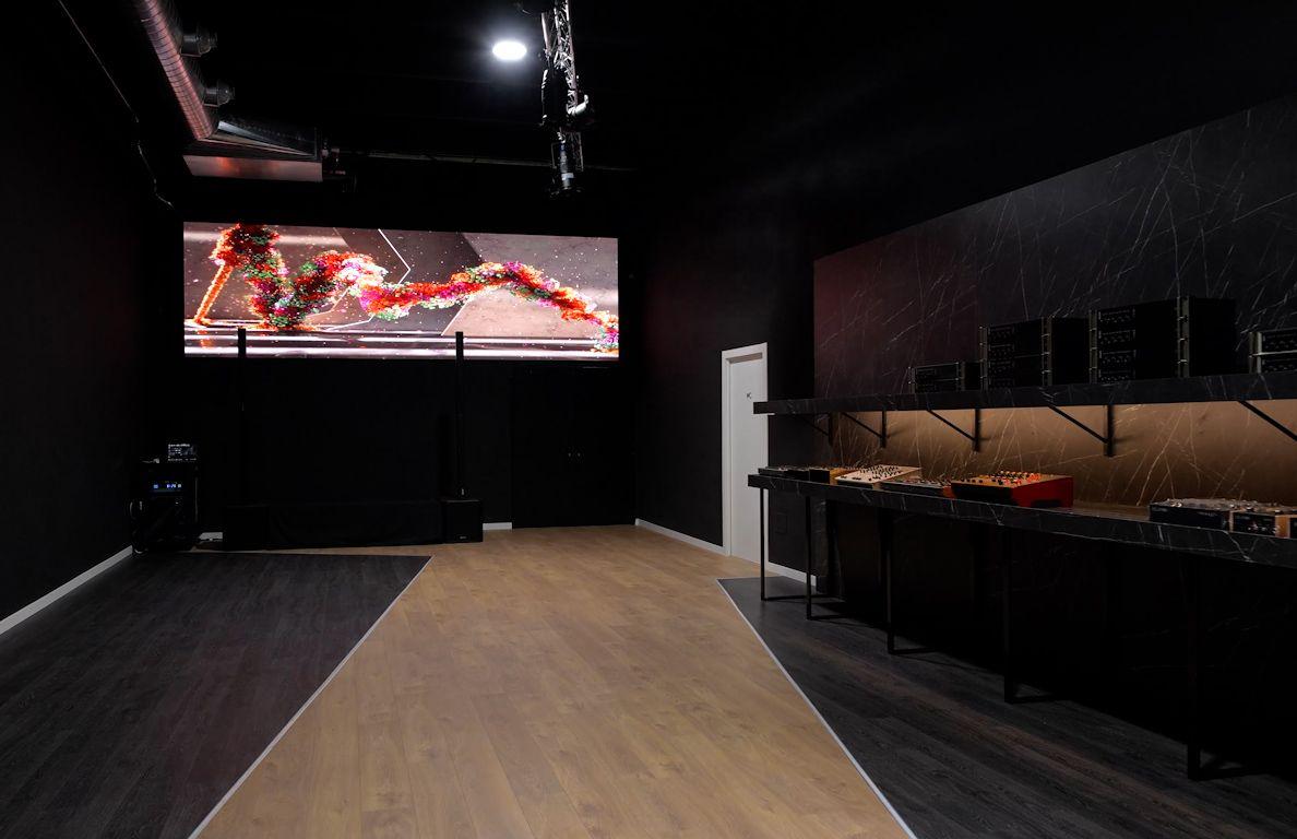 Vegetal Wall @Audio Showroom