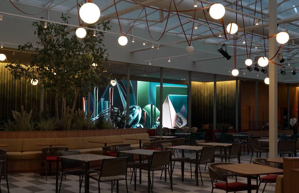 Metallic Elegance @Hotel Restaurant